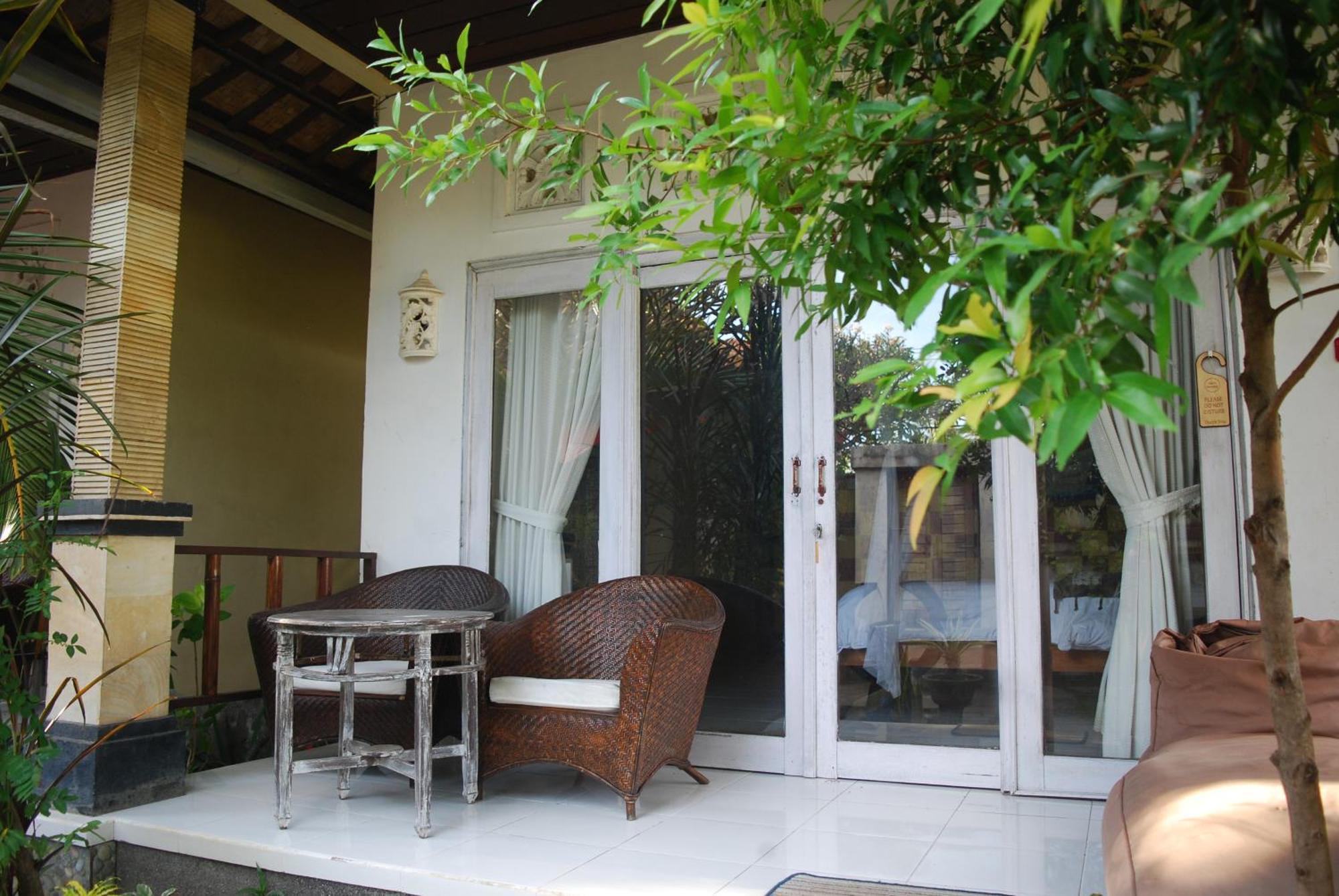 Dalum Homestay Amed  Bagian luar foto