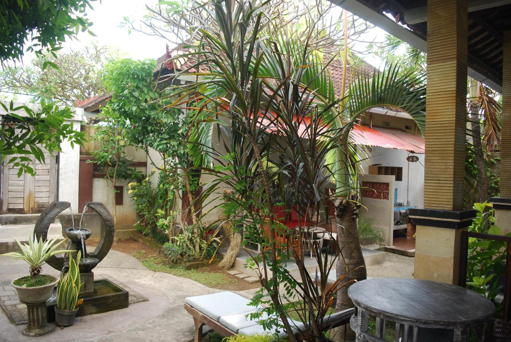 Dalum Homestay Amed  Bagian luar foto