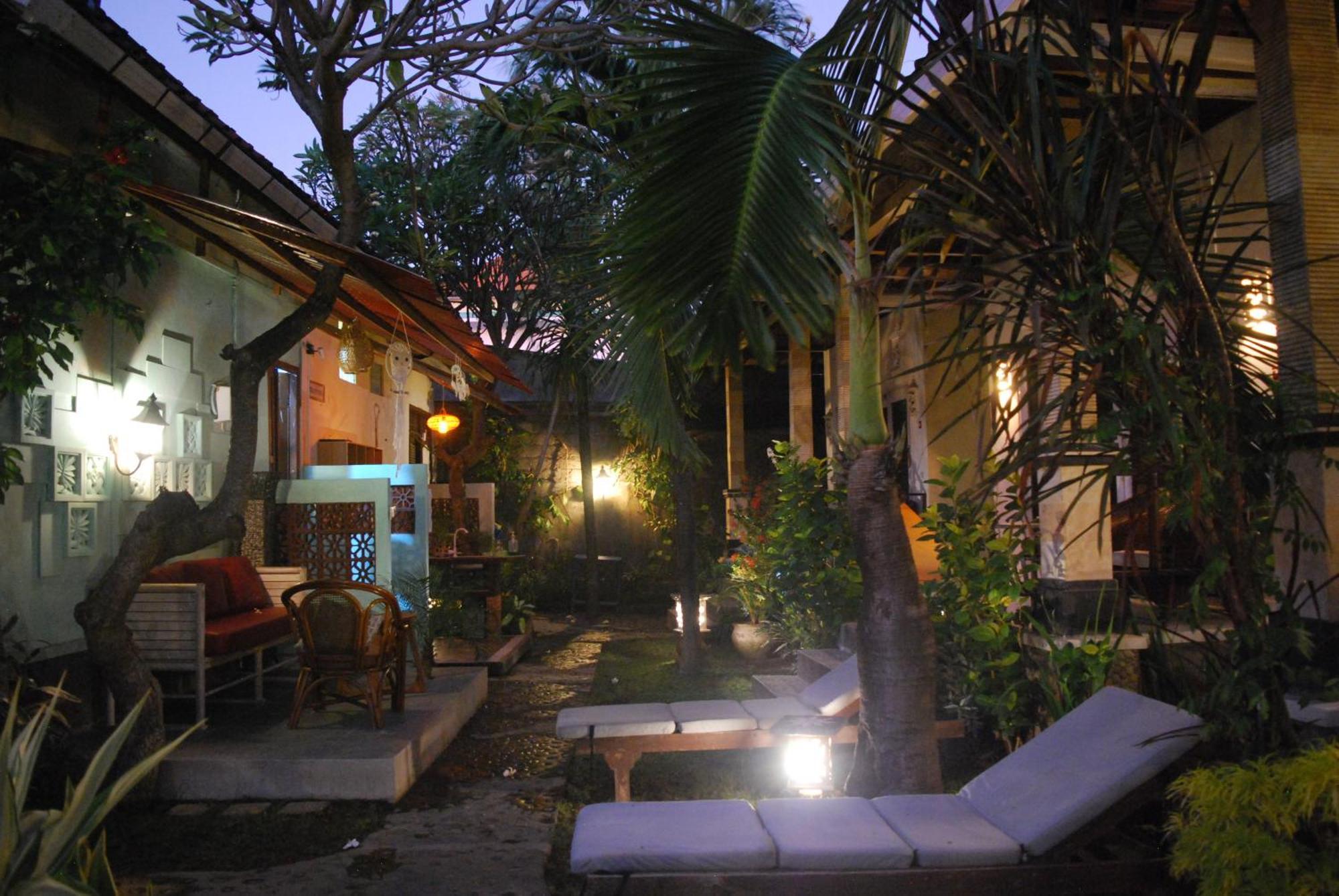 Dalum Homestay Amed  Bagian luar foto