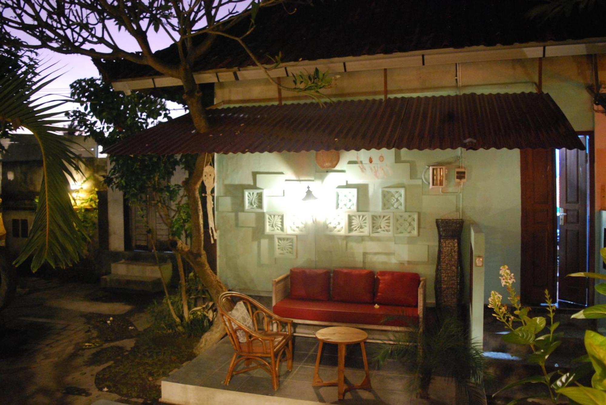 Dalum Homestay Amed  Bagian luar foto