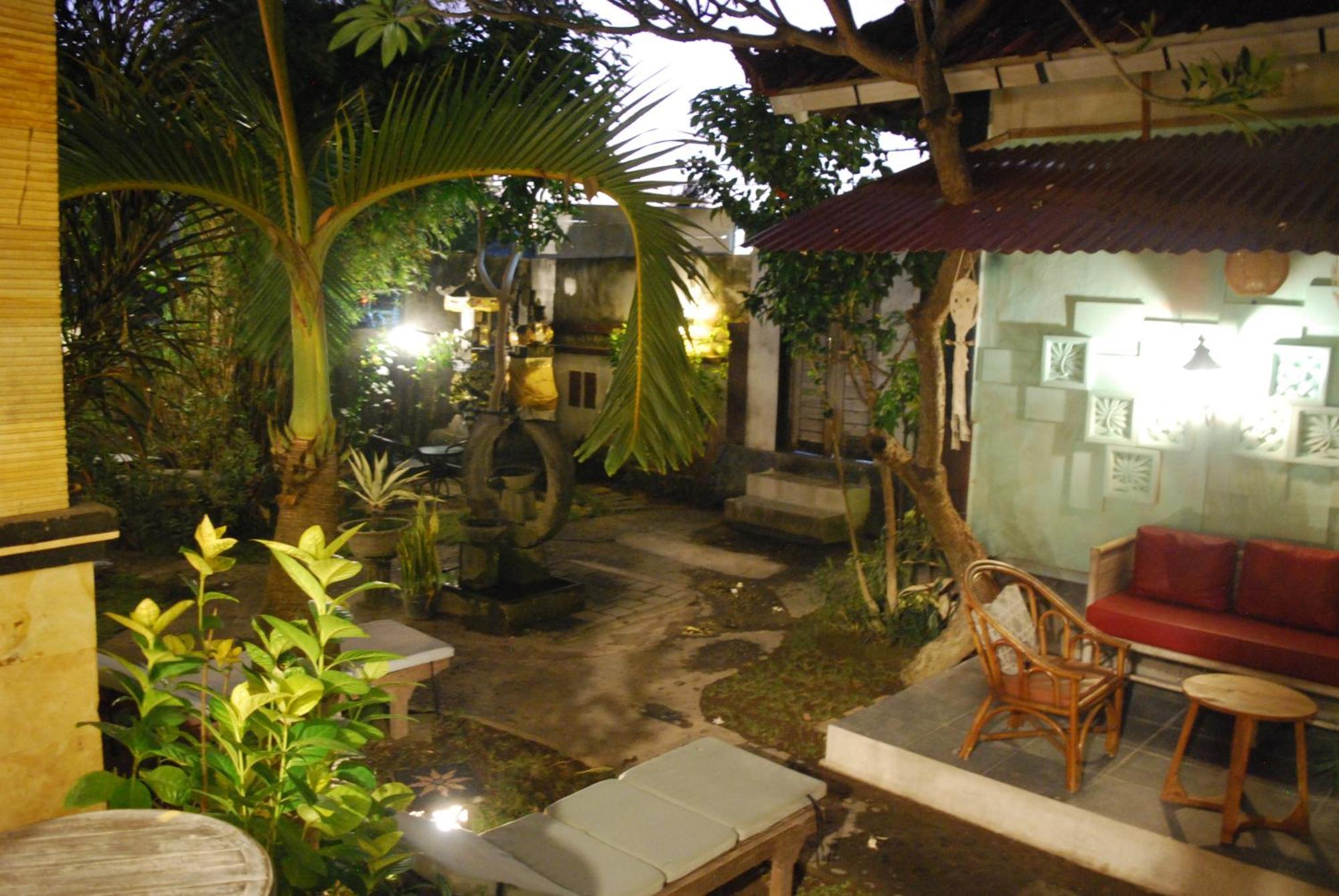 Dalum Homestay Amed  Bagian luar foto