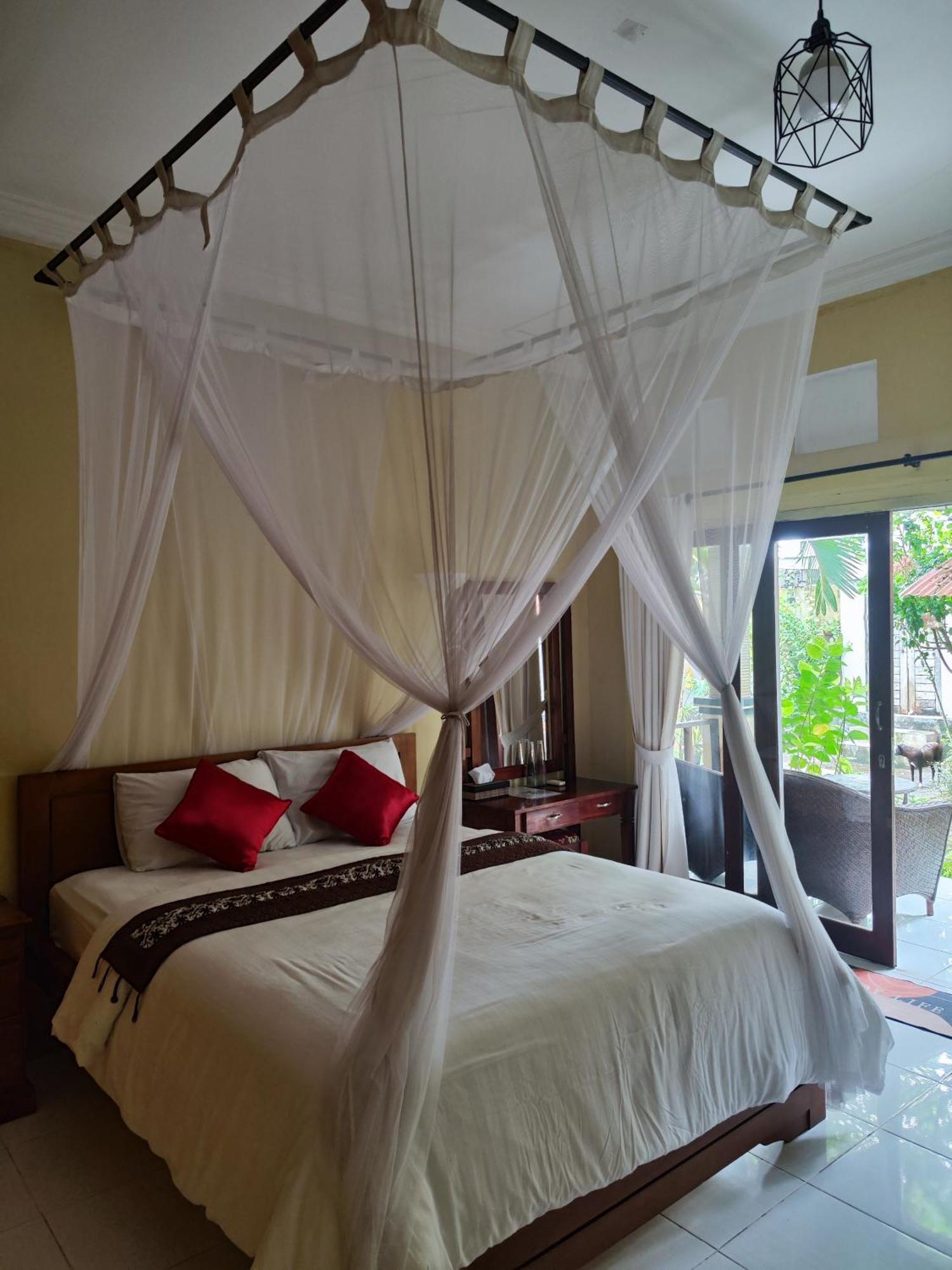 Dalum Homestay Amed  Bagian luar foto