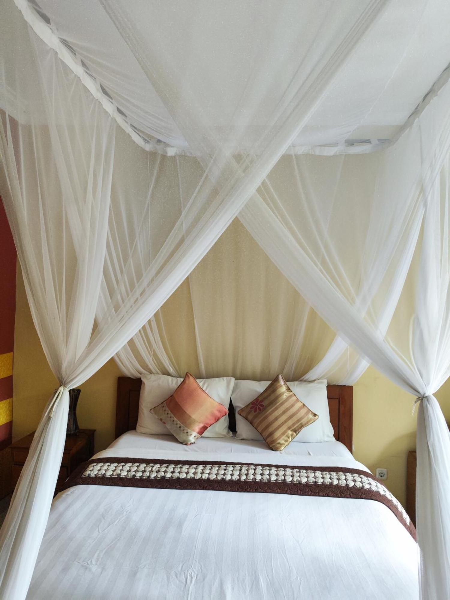 Dalum Homestay Amed  Bagian luar foto